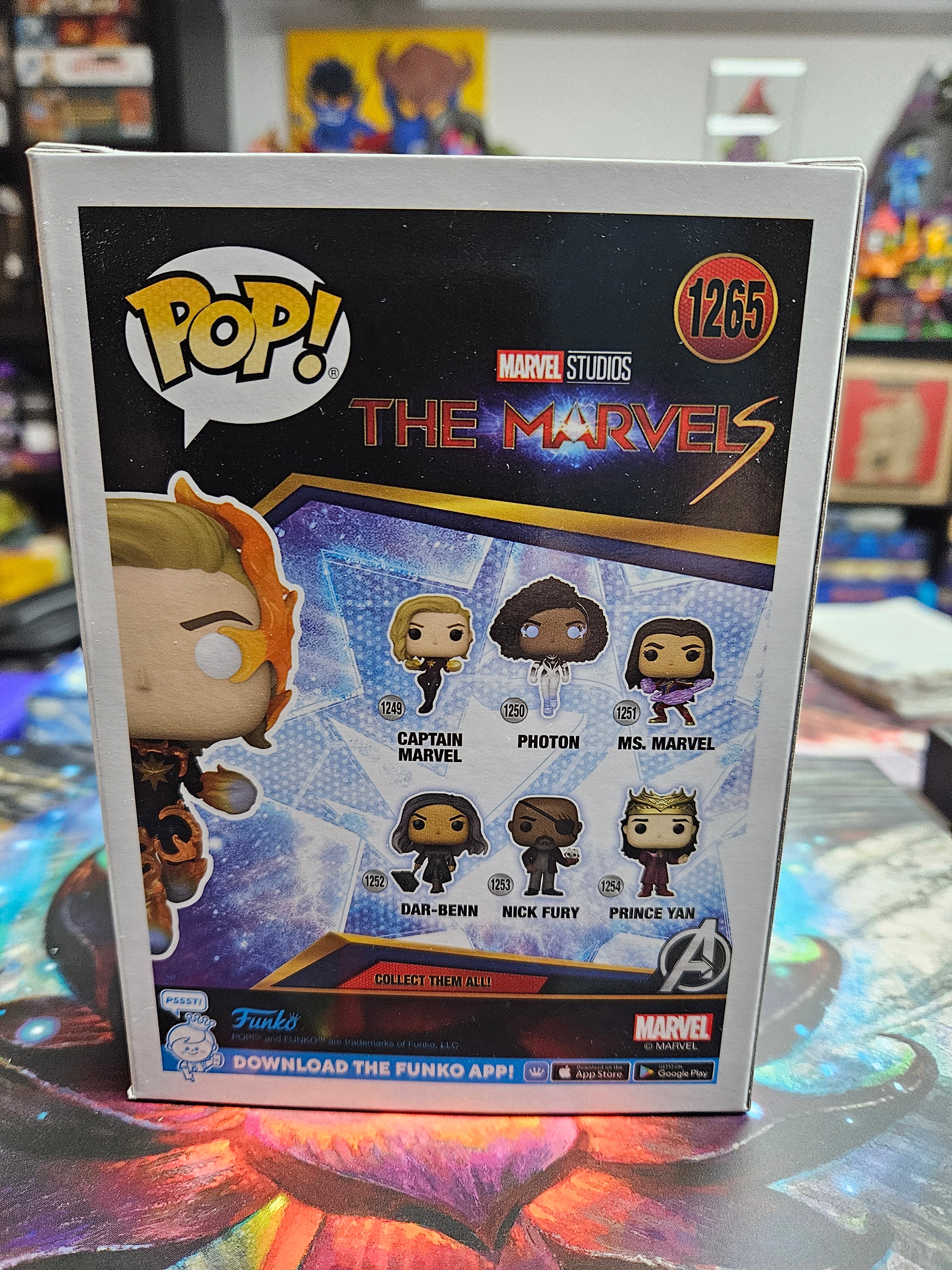 Captain Marvel - Marvel Collector Corps Exclusive